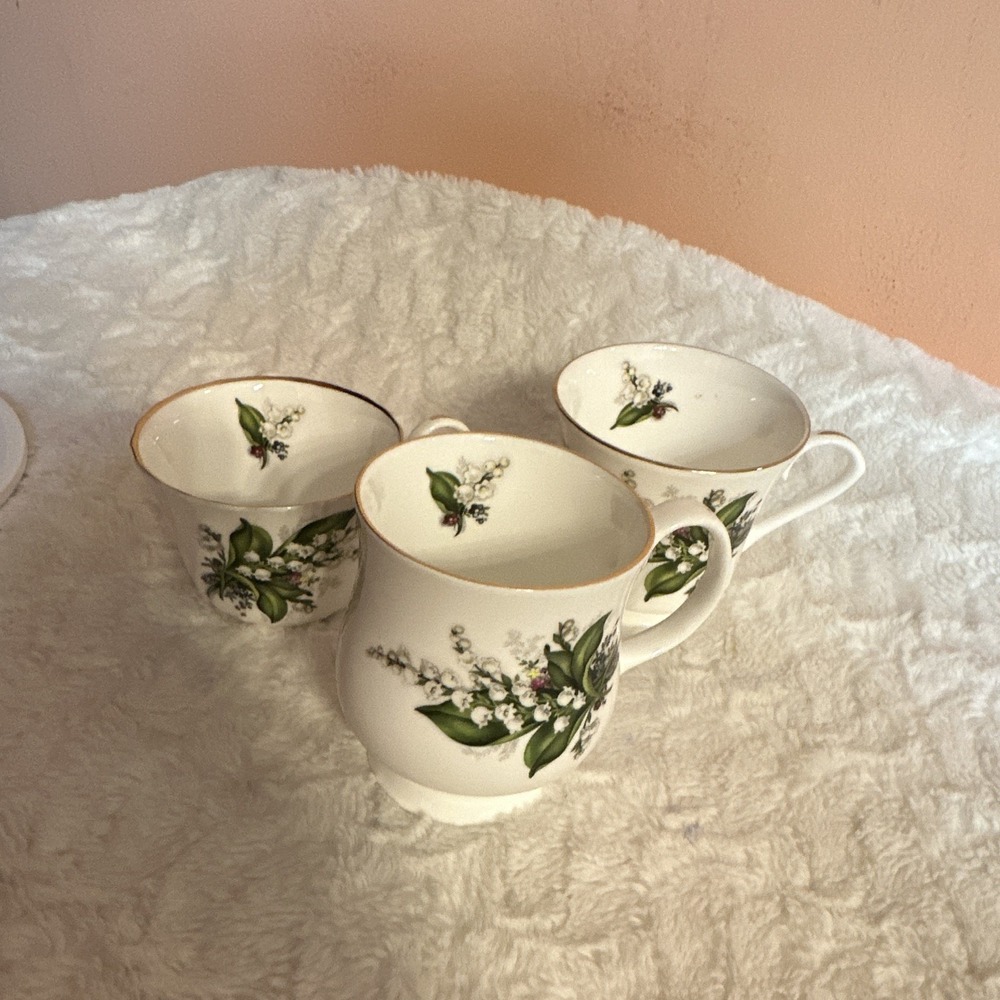 Crown Victorian Fine Bone China Floral Painted Cup Set, 3-Piece White/Green